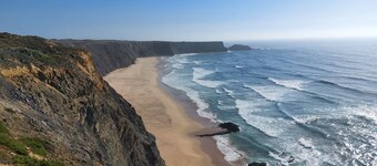 Wunderschöne Villa 300 m zur Atlantikküste, 5 Autominuten zum Strand