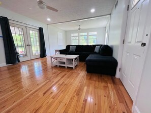 Smart TV, fireplace, video games, DVD player