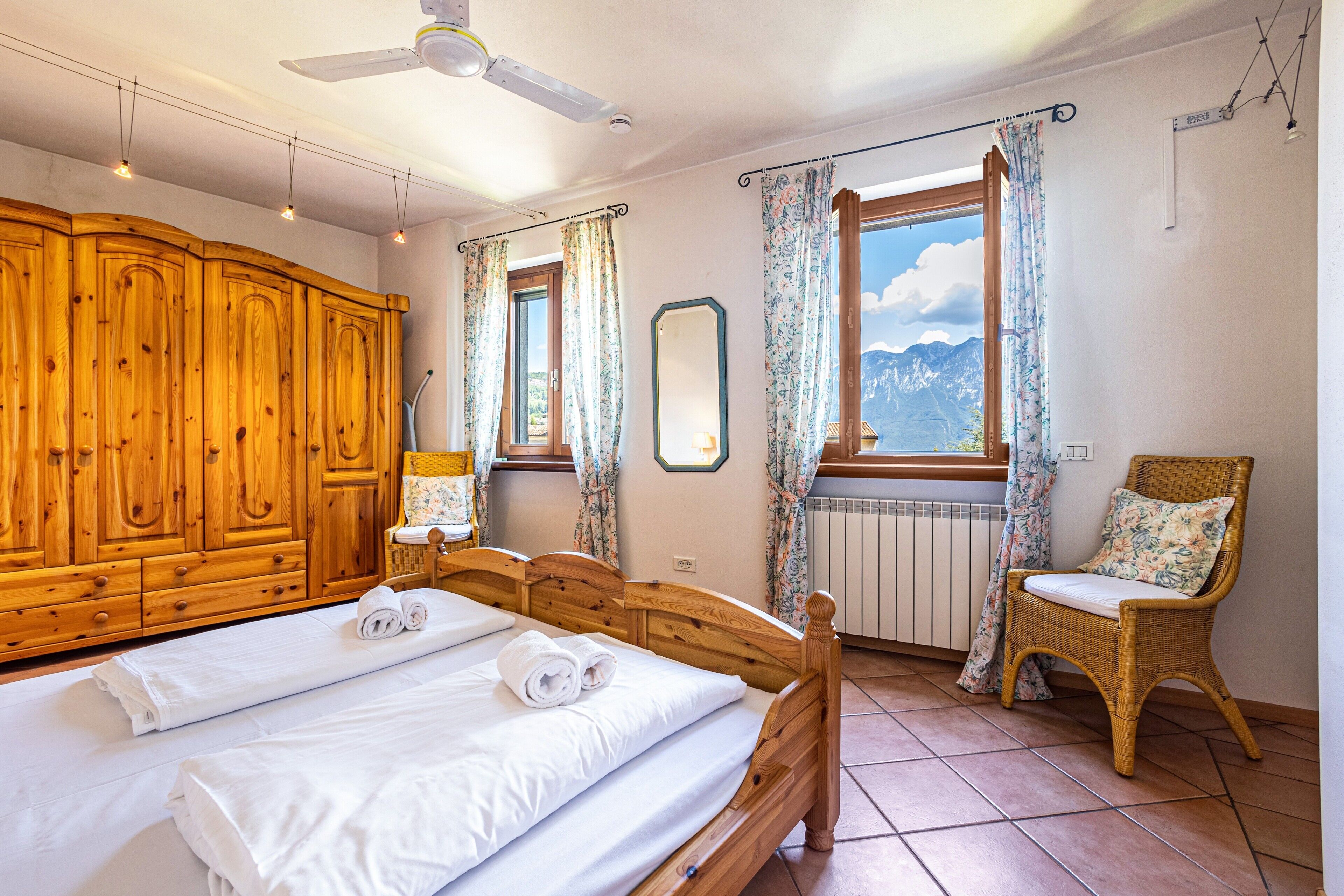 1 camera, ferro/asse da stiro, Wi-Fi gratuito, lenzuola