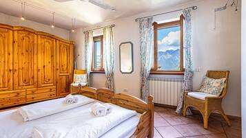 1 camera, ferro/asse da stiro, Wi-Fi gratuito, lenzuola
