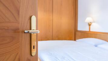 1 habitación, wifi gratis y ropa de cama