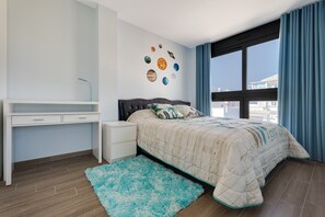 4 bedrooms, iron/ironing board, free WiFi, bed sheets