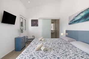 5 bedrooms, free WiFi, bed sheets, wheelchair access