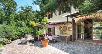 Ferienhaus CasaMasa mit privatem Garten, Pool und WLAN