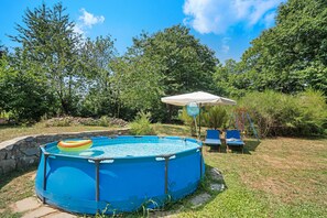 Pool - Vacation Home CasaMasa with Private Garden, Pool & Wi-Fi (Mulazzo)