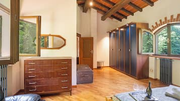 2 habitaciones, wifi gratis y ropa de cama