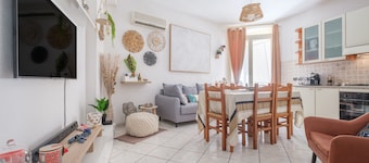 Holiday Home 'La Marchese' close to the Beach with Terrace & Wi-Fi