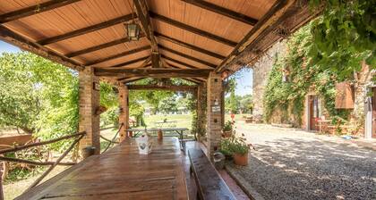 Ferienwohnung 'Monolocale Saraceno' mit Pool, Garten und WLAN