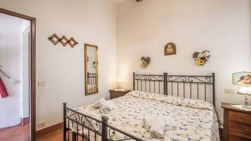 2 chambres, Wi-Fi gratuit, draps fournis