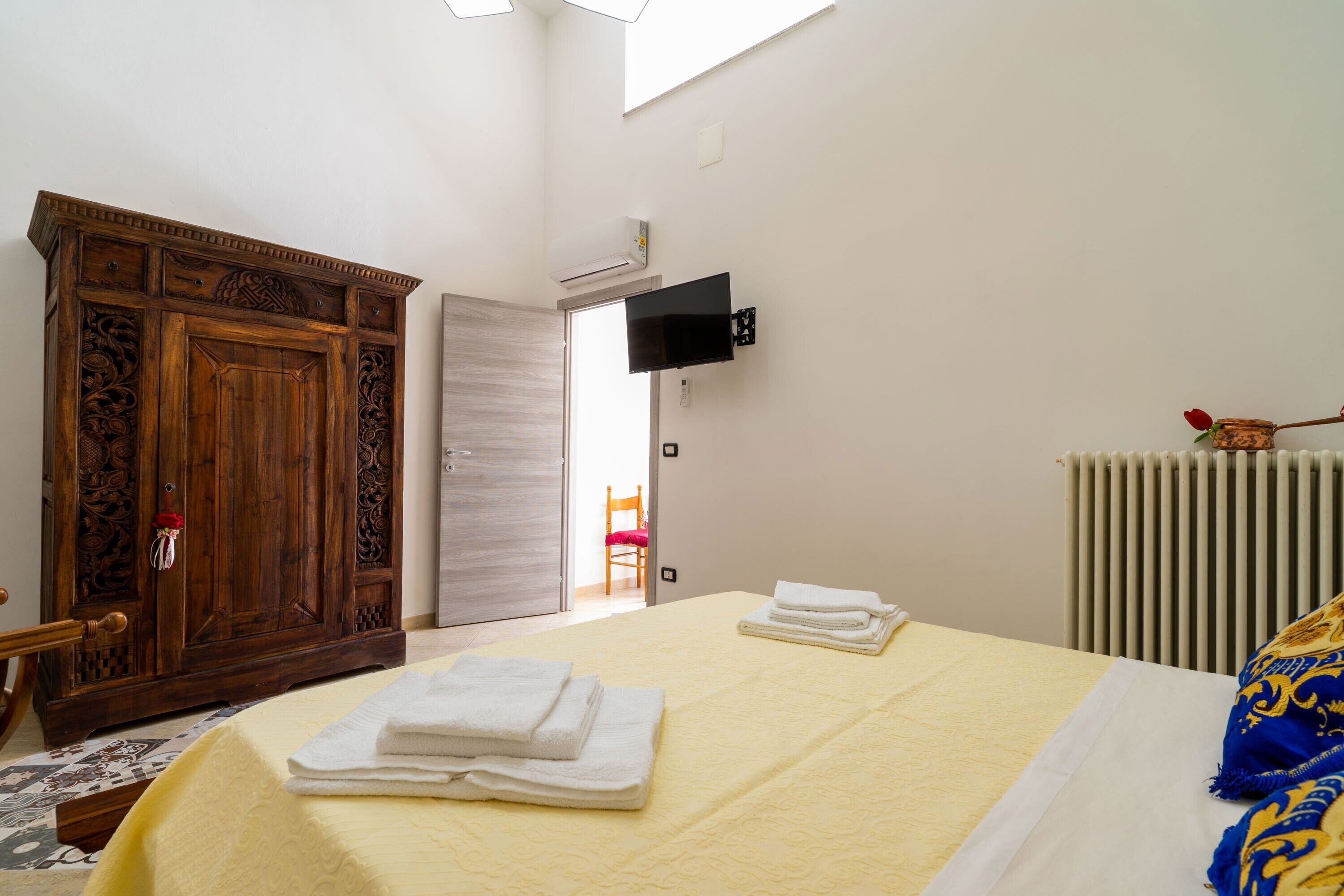 1 Schlafzimmer, Bügeleisen/Bügelbrett, Bettwäsche