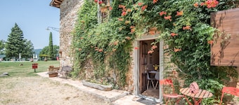Apartment "Bilocale Cavaliere" with Shared Pool & Wi-Fi