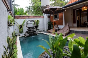 Outdoor pool - Secret House: a Hidden Paradise for Young Couple (Bali)