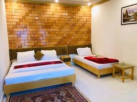 Standard Triple Room | Free WiFi