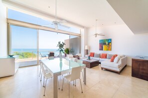 Dining - Oceanfront Penthouse in Beachfront Development (Huatulco)