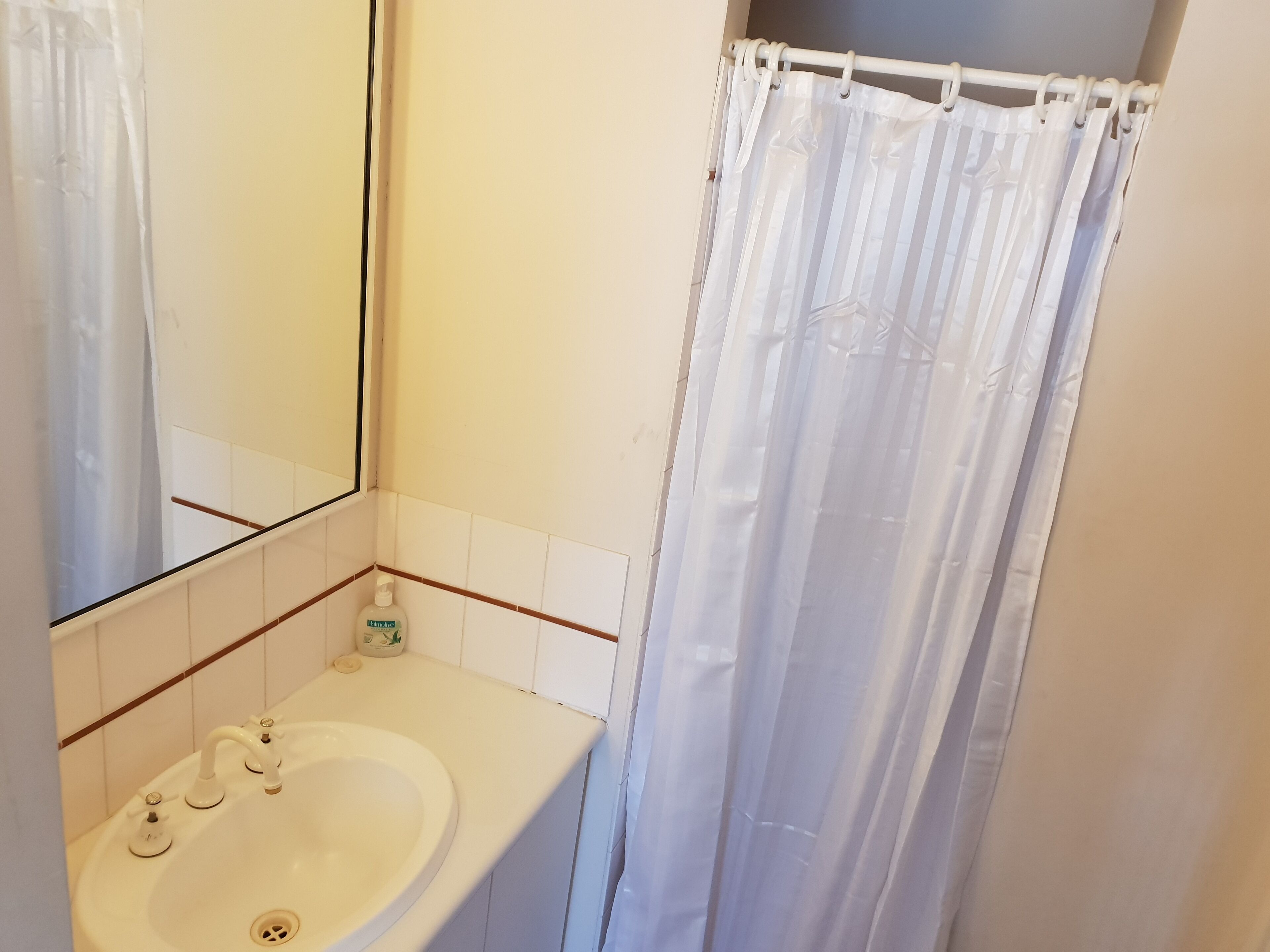 2 bedroom apartment in fabulous South Fremantle — image 13