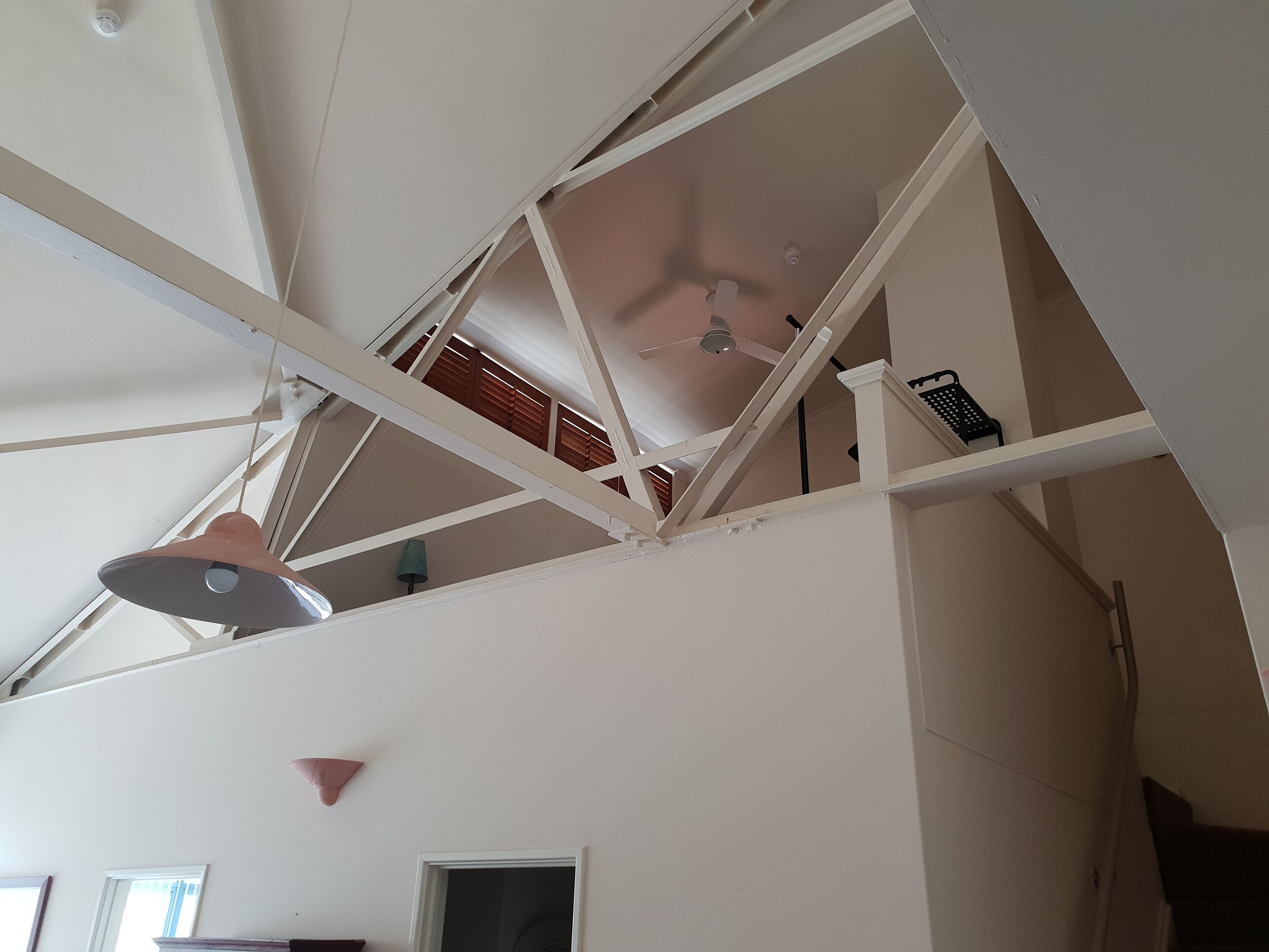 2 bedroom apartment in fabulous South Fremantle — image 4
