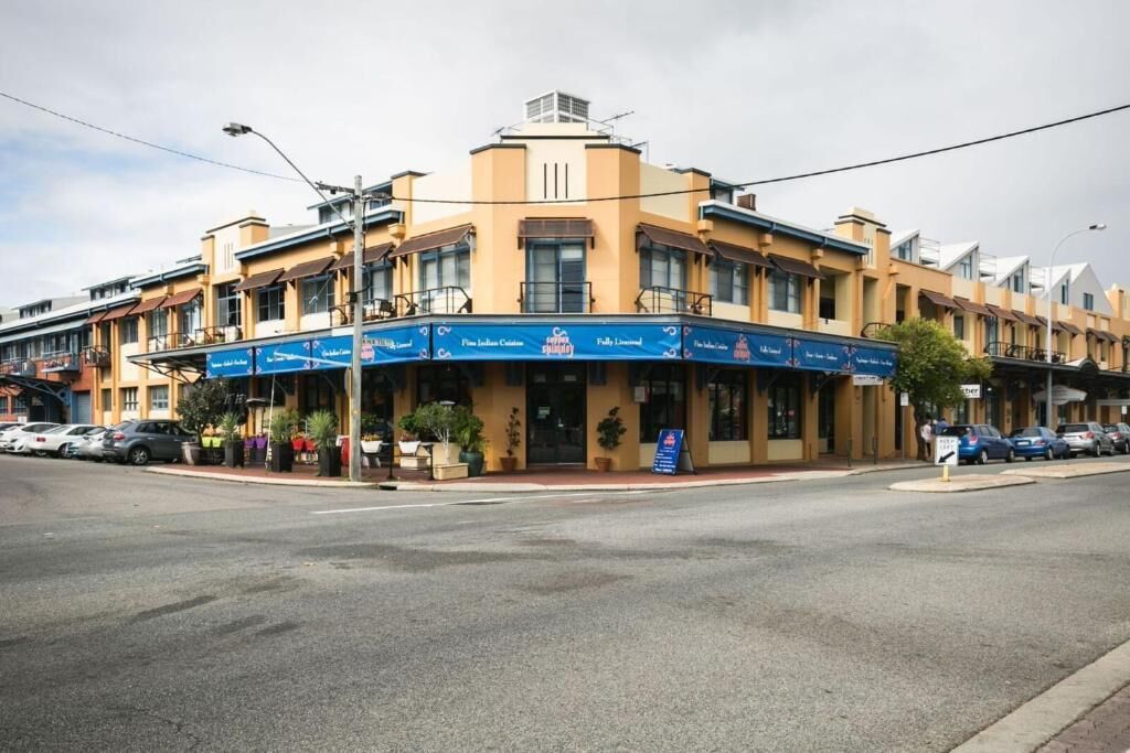 2 bedroom apartment in fabulous South Fremantle — image 16