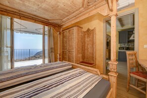 2 室のベッドルーム、アイロン / アイロン台、WiFi (無料)、ベッドシーツ