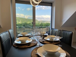 Dining - BlackNCozy - Design apartment with box-spring bed and balcony (Lörrach)