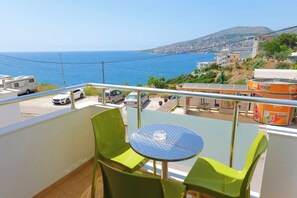 Terrace/patio - Hotel Sherifi (Sarandë)