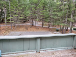 Property grounds - Official Seasons RMC Condo - 2 bedrooms + loft - sleeps 8 - Dog Fees (Bartlett)