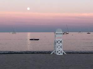 Beach - 5 BR Water View Niantic Beach Cottage - steps to private beach (Niantic)