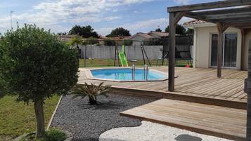 Piscine extérieure, piscine chauffée