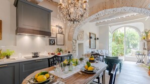 Unclassified image, 5 of 72, button - Luxury Apartment with Private Garden inside Lucca (Lucca)