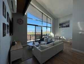 TV, offices