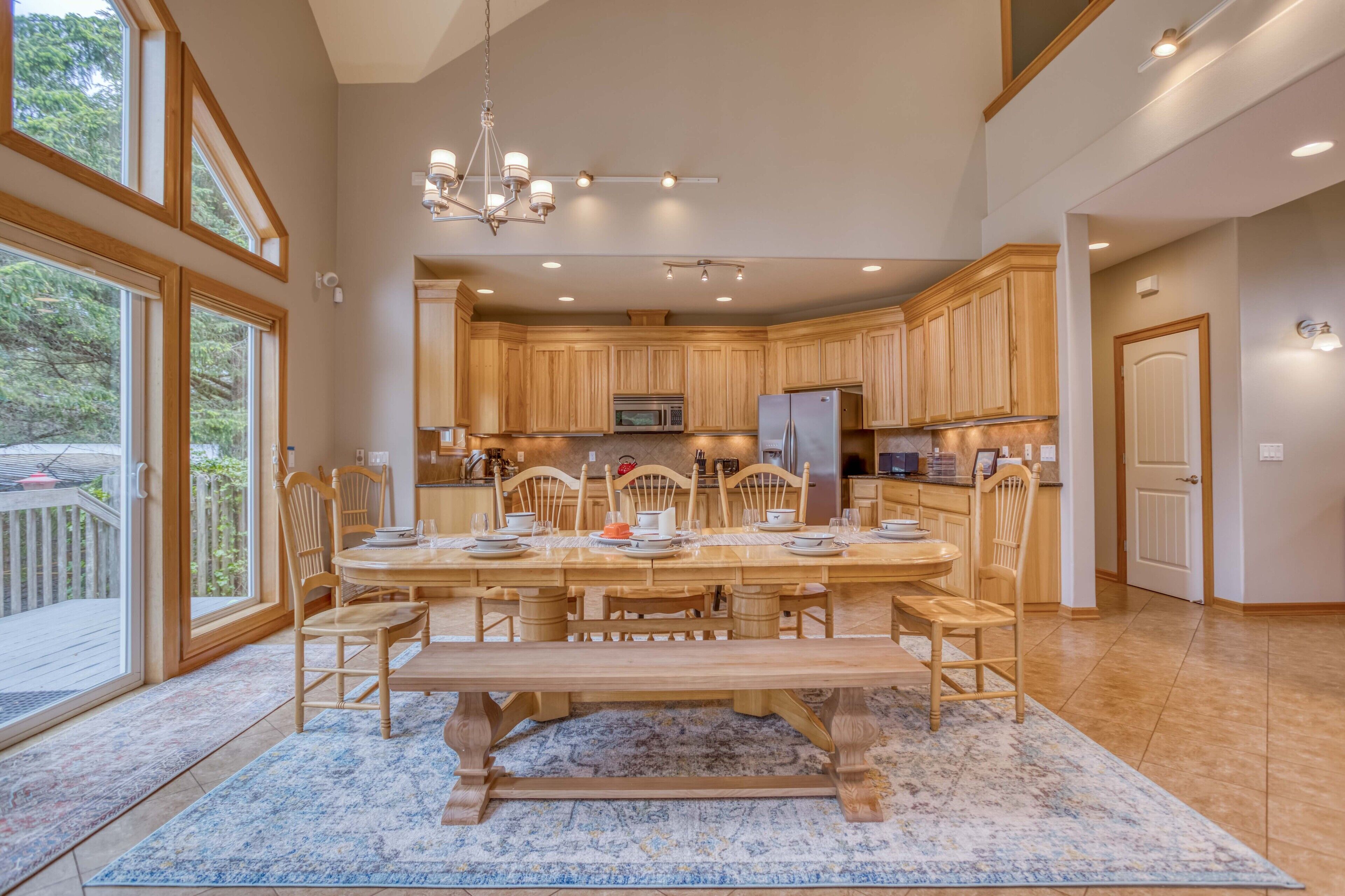 Cozy and Secluded Neskowin Getaway! Red Hawk