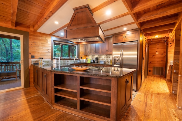 Frigorífic, microones, forn i placa de cuina