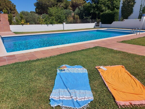 Outdoor pool - Spacious villa close to the beach and the forest (L'Escala)