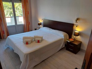 3 bedrooms, free WiFi, bed sheets