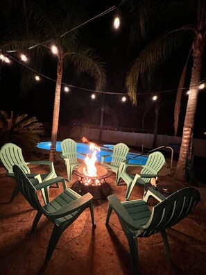 Property grounds - Relaxing Modern 3 br home with HEATED POOL (Palm Coast)