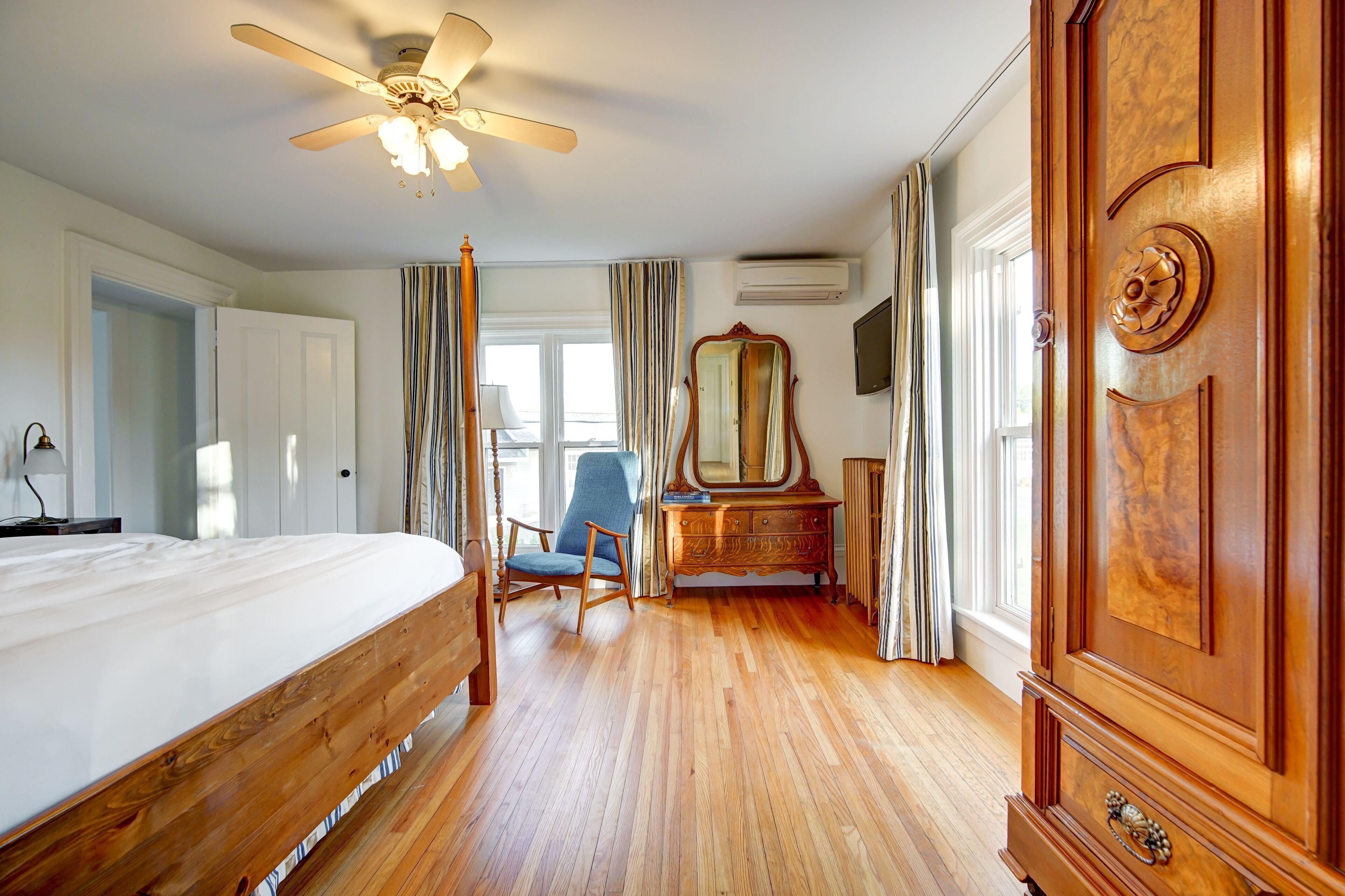 Premium bedding, pillow-top beds, free WiFi, bed sheets