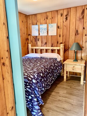 2 quartos, berço de viagem, Wi-Fi de cortesia, roupa de cama