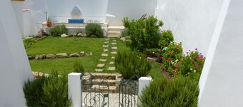 Páteo dos Oliveira - Casa dos Senhores