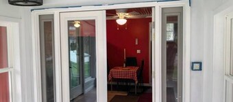 Primrose at Narcissus Place, no smoking