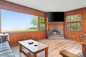 Smart TV, fireplace - 4 bed house on the shore of Lake Michigan (Belgium)