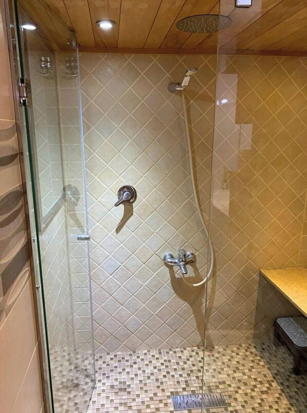 Dusche, Bidet