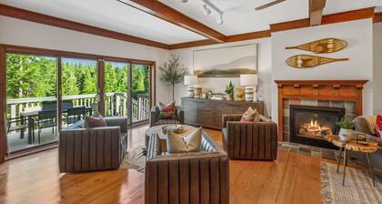The Gathering Home- Hot Tub, Sauna, Game Room, Mtn Views!