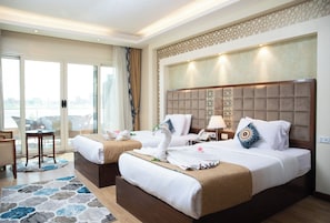 Habitación superior con 1 cama matrimonial o 2 individuales, 1 habitación, aire acondicionado | Minibar, wifi gratis y ropa de cama