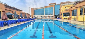 Outdoor pool - Nile Transport Hotel (Shubra al Khaymah)