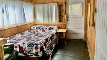 3 多间卧室、旅行婴儿床、免费 WiFi、床单