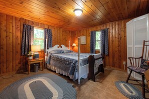 3 habitaciones, escritorio, tabla de planchar con plancha y wifi gratis 