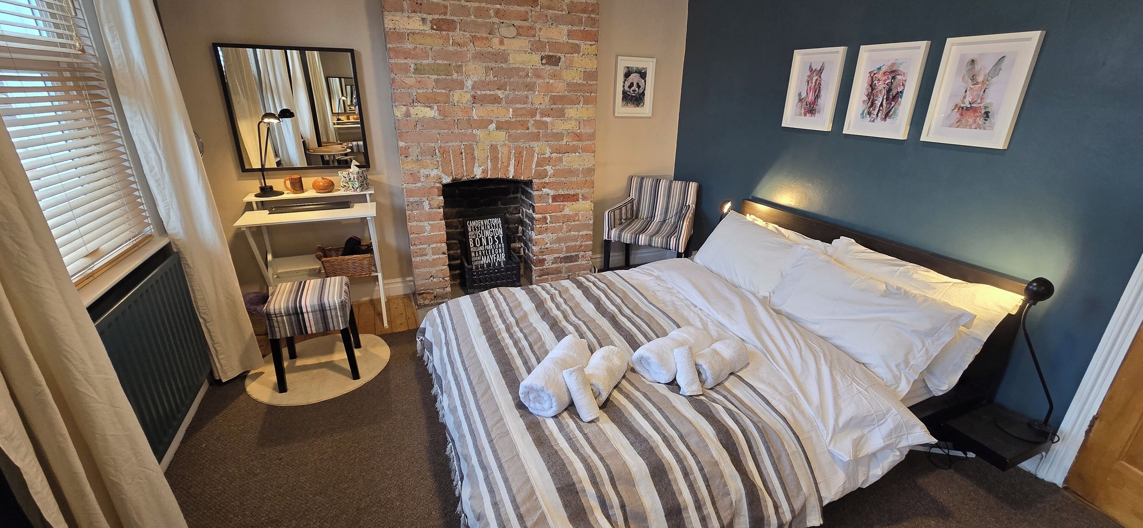 2 bedrooms, in-room safe, desk, iron/ironing board