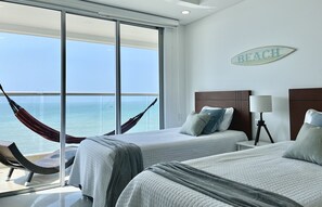 4 chambres, bureau, lit parapluie, Wi-Fi gratuit