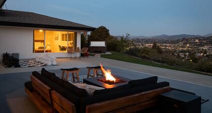 Spacious & Fun - 5BR/4BA • Pool Table • Hot Tub