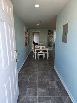 Unclassified image, 4 of 22, button - Ocean View 3 Bed, 2 Full Bath Apartment.
Above Bar (Murrells Inlet)
