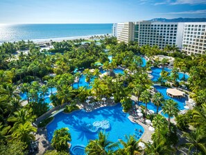 Indoor pool, outdoor pool